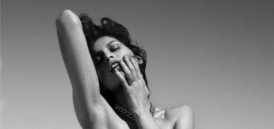 Laetitia Casta - modelka w sesji Miguela Reveriego dla magazynu Vogue