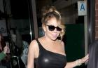 Mariah Carey w obcisłej czarnej sukience