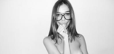 Mariana Almeida - naga modelka i piękne piersi w sesji Terry'ego Richardsona