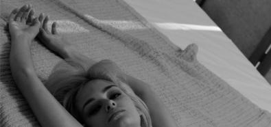 Nadine Strittmatter - seksowna modelka w bieliźnie Beldona