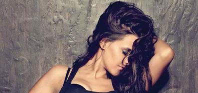 Neha Dhupia - seksowna aktorka i modelka w indyjskim Maximie