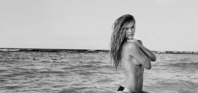 Nina Agdal topless w sesji Jeffa Olsona