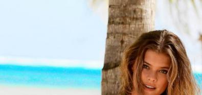 Nina Agdal na słonecznej plaży w bikini S.Oliver
