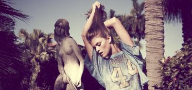 Nina Agdal - seksowne piersi duńskiej modelki w magazynie Euroman