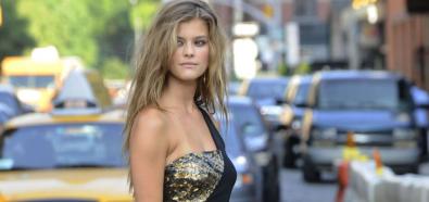 Nina Agdal - duńska modelka w seksownej sukience w Nowym Jorku