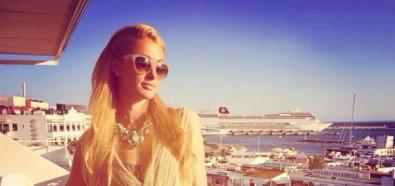Paris Hilton i jej słoneczne życie na Ibizie 