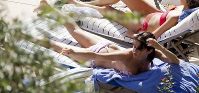 Selena Gomez - piosenkarka w bikini