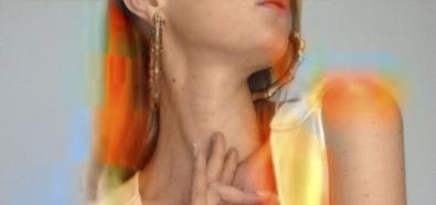 Sigrid Agren - nagie piersi seksownej modelki w magazynie Pop