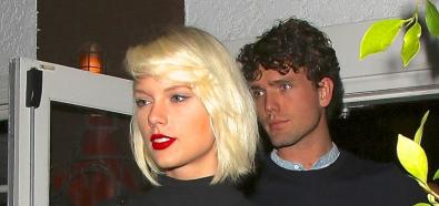 Taylor Swift w atrakcyjnej kreacji na spotkaniu z bratem