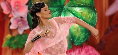Doutzen Kroes i Rihanna - Victoria's Secret Fashion Show 2012