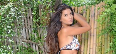 Zaira Nara - argentyńska seksbomba w bikini KSI