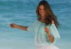 Alessandra Ambrosio - seksowna modelka w bikini Victoria's Secret na plaży St. Barts