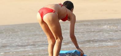 Alessandra Ambrosio w czerwonym bikini