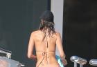 Alessandra Ambrosio w skąpym bikini na jachcie