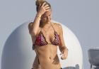 Bar Refaeli - seksowna modelka w bikini na jachcie