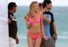 Candice Swanepoel - Aniołek Victoria's Secret w bikini Victoria's Secret na plaży w Miami