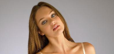 Candice Swanepoel - modelka w bieliźnie Bare Necessities
