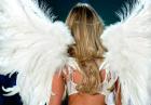 Candice Swanepoel - gorące zdjęcia z pokazu bielizny Victoria's Secret 2010 w Nowym Jorku