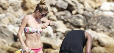 Doutzen Kroes - seksowna modelka w bikini na Ibizie