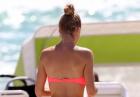 Doutzen Kroes - modelka w bikini na plazy w Miami