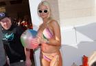 Holly Madison - króliczek Playboya w bikini