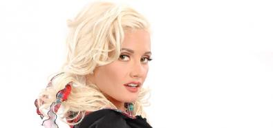 Holly Madison - ex-Króliczek Playboya w strojach i bieliźnie Trashy
