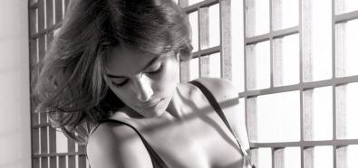 Irina Shayk w seksownej, włoskiej bieliźnie Intimissimi