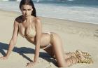 Irina Shayk w strojach kąpielowych Beach Bunny