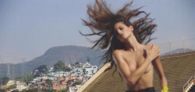 Izabel Goulart - modelka pozuje topless w Muse