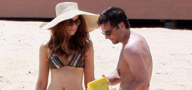 Kate Beckinsale w bikini na plaży w Meksyku