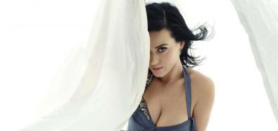 Katy Perry na okładce listopadowego Cosmopolitan