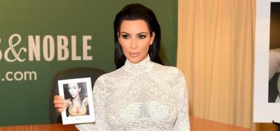 Kim Kardashian promuje swoją... książkę