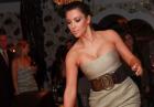 Kim Kardashian trenuje grę w kręgle w kasynie