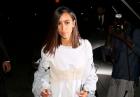 Kim Kardashian w letniej białej sukience