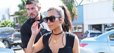 Kim Kardashian w drodze na spacer z dzieckiem