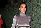 Kim Kardashian w srebrzystej sukni w Los Angeles