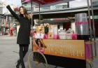 Lily Aldridge promuje biustonosze i perfumy Victorias Secret Incredible w Toronto