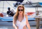 Lindsay Lohan w białym stroju kąpielowym