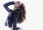Miranda Kerr - seksowna modelka w pończochach w Esquire