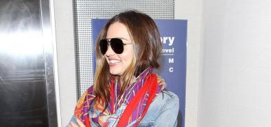 Miranda Kerr - ex Aniołek Victoria's Secret na lotnisku w Los Angeles