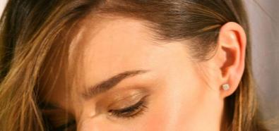Miranda Kerr - modelka reklamuje kosmetyki marki KORA