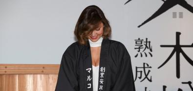 Miranda Kerr oszołmiła tłum w Japonii
