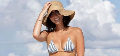 Olivia Munn - aktorka pozuje w bikini