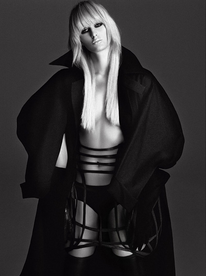Paris Hilton - czarno-biała sesja dla magazynu V