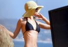 Paris Hilton - toples i w bikini