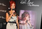 Rihanna - ognista wokalistka promuje perfumy Rebl Fleur