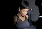 Rihanna - barbadoska piosenkarka przyłapana przez paparazzich w seksownej sukience