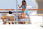 Rihanna - piosenkarka w bikini w Saint-Tropez