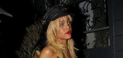 Rihanna - piosenkarka w przezroczystej bluzce w klubie Greystone Manor w Los Angeles