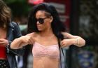 Rihanna - piosenkarka i jej prześwitujące sutki